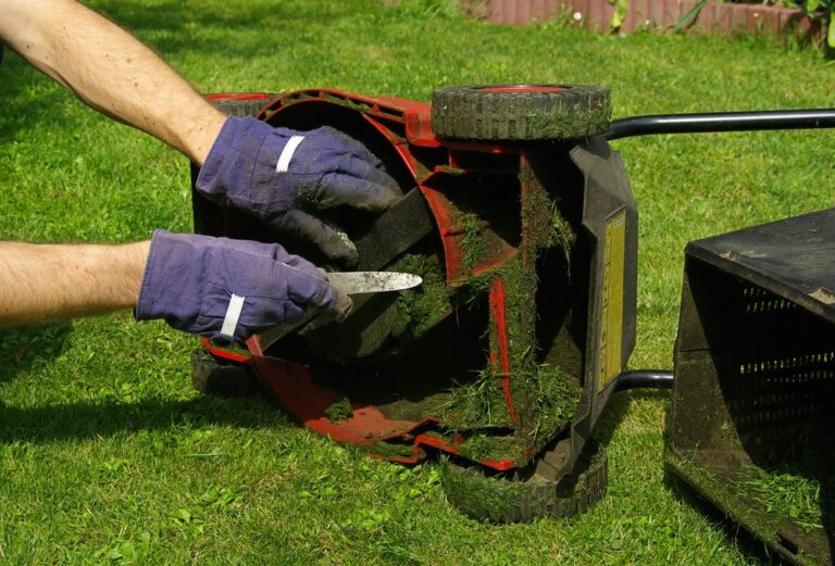 How to Service a Lawn Mower: Effective Maintenance Tips