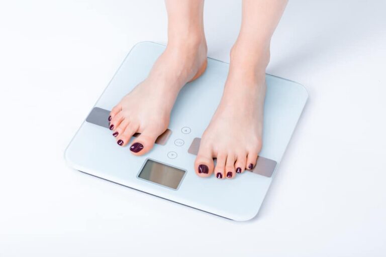 How Accurate Are Bathroom Scales and Do They Help?