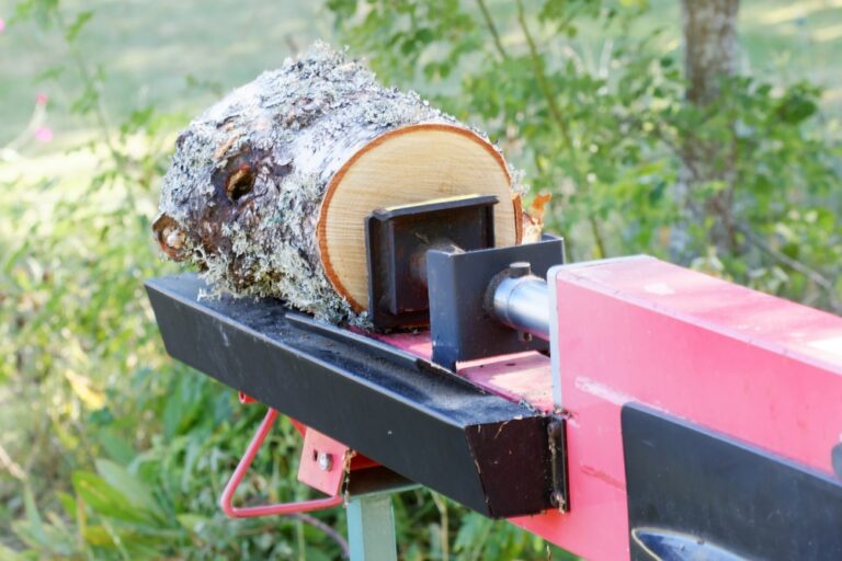 How to Use a Log Splitter: Chopping Wood Made Easy