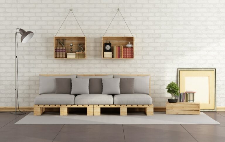 5 Easy Steps on How to Make a Pallet Sofa