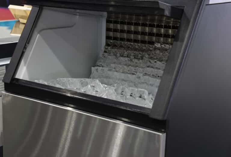 Kitchen Q&A: Are Ice Makers Safe?