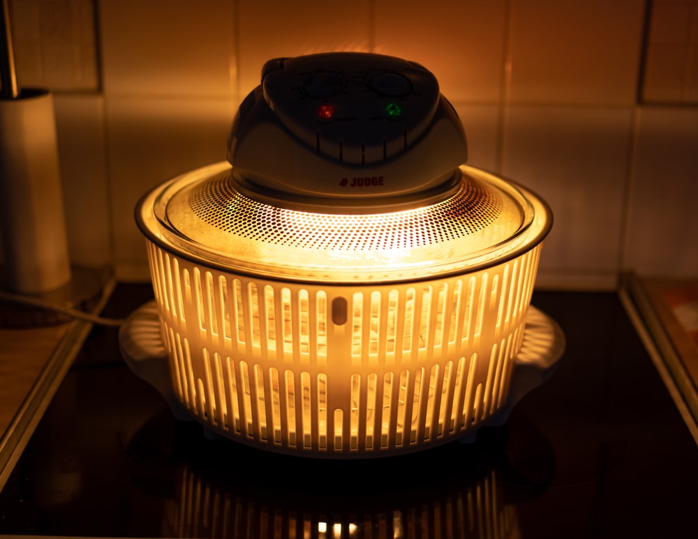 how much electricity does a halogen oven use