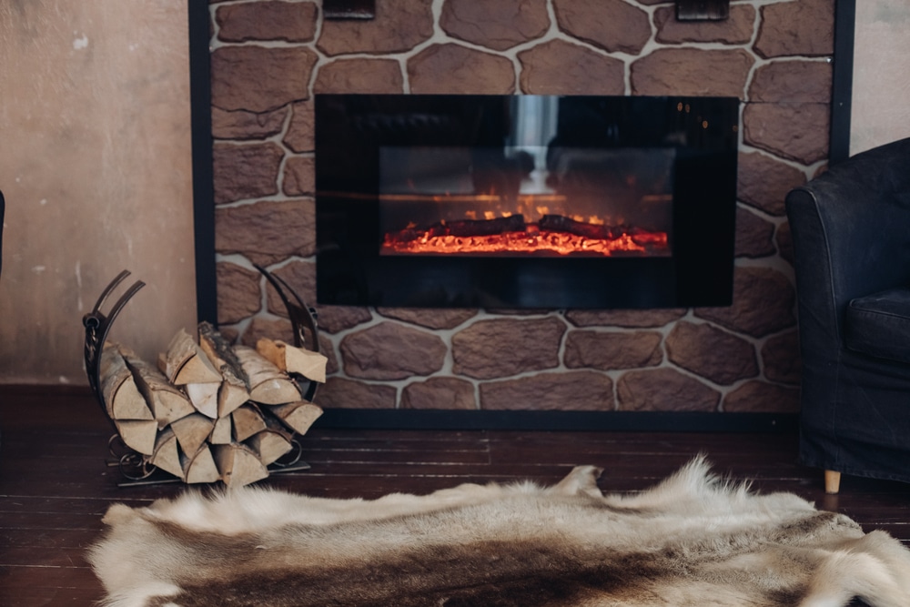 how much electricity does an electric fireplace use in the uk