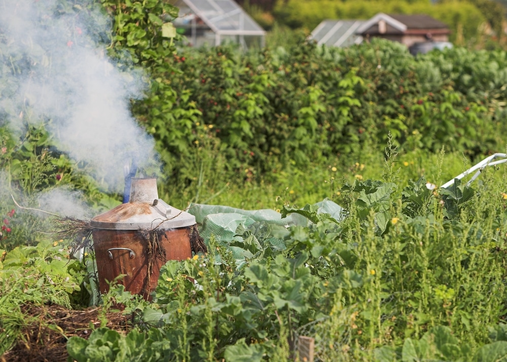 is it legal to use a garden incinerator in the uk