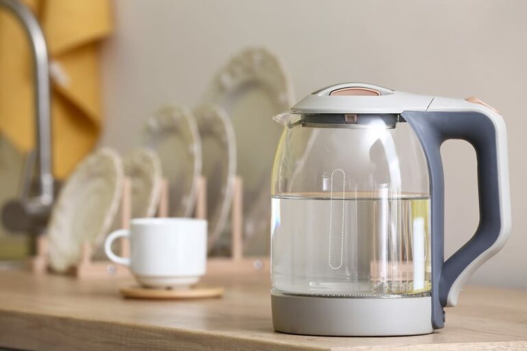What Is a Cordless Kettle? Let’s Find Out!