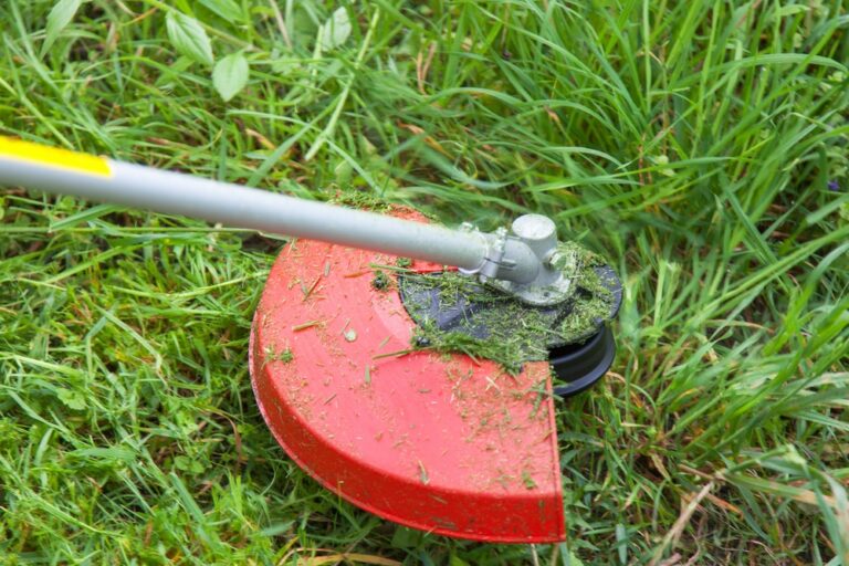 Why Does My Strimmer Line Keep Breaking? Let’s Find Out!